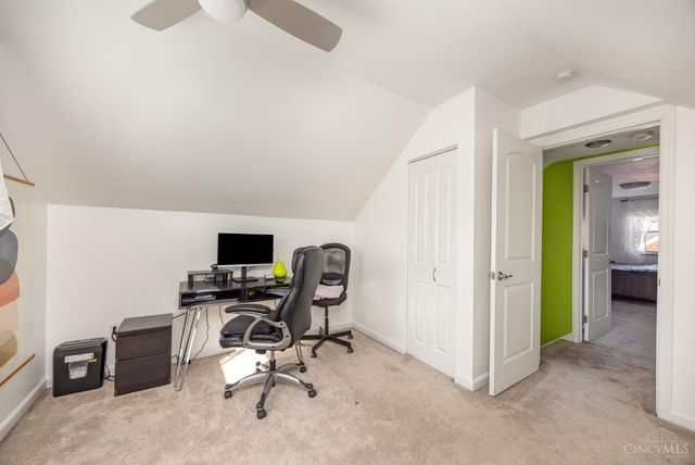 10019 Zig Zag Road, Montgomery, OH 45242