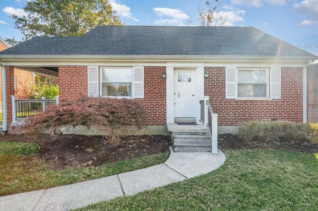 10019 Zig Zag Road, Montgomery, OH 45242