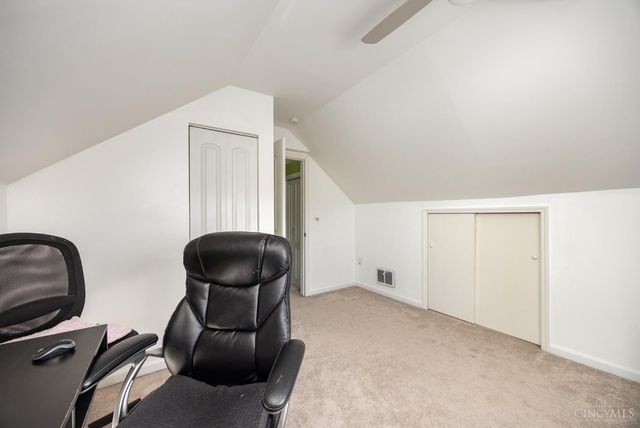 10019 Zig Zag Road, Montgomery, OH 45242