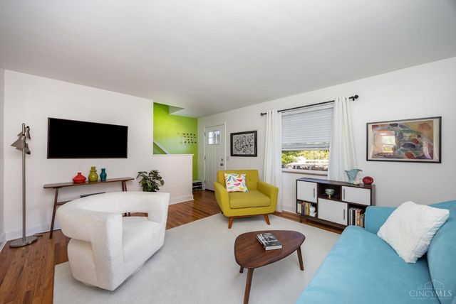 10019 Zig Zag Road, Montgomery, OH 45242