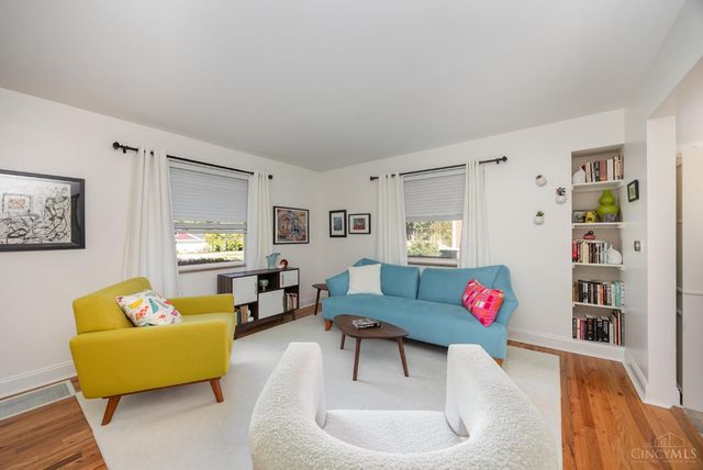 10019 Zig Zag Road, Montgomery, OH 45242