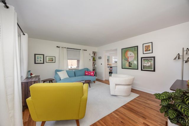 10019 Zig Zag Road, Montgomery, OH 45242