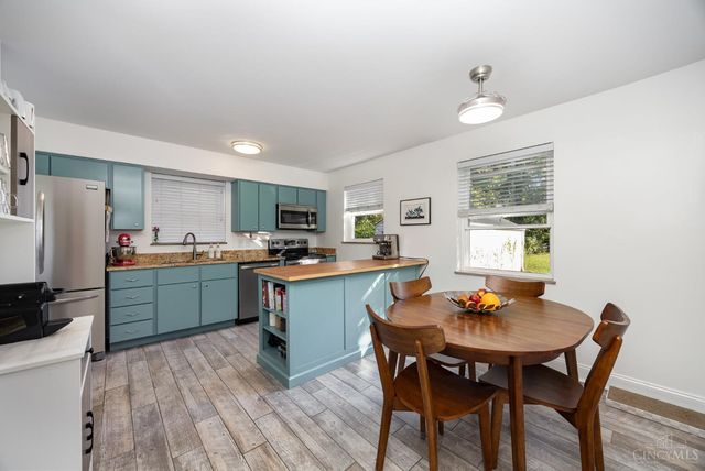 10019 Zig Zag Road, Montgomery, OH 45242