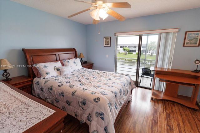 90 Berkshire D 90, West Palm Beach, FL 33417