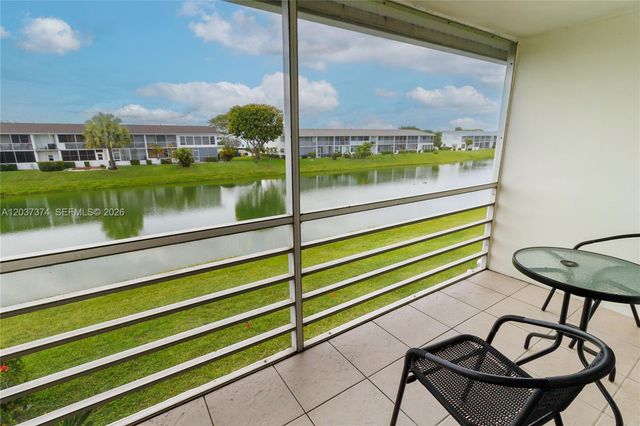 90 Berkshire D 90, West Palm Beach, FL 33417
