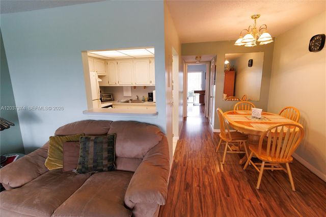90 Berkshire D 90, West Palm Beach, FL 33417