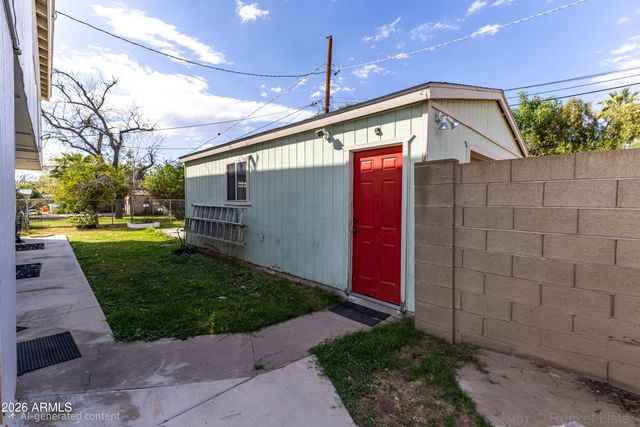 410 W PARKWAY Boulevard, Tempe, AZ 85281