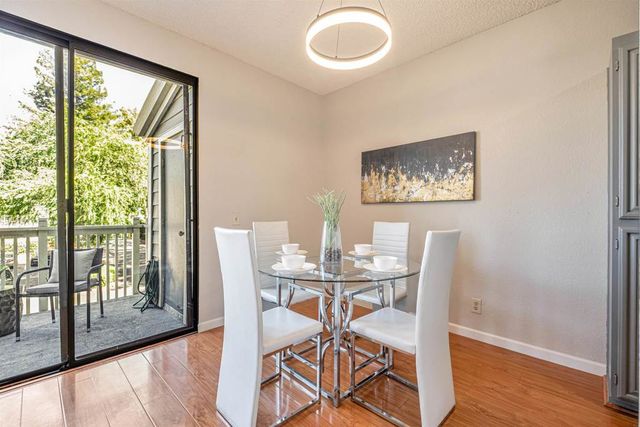 3402 Pinewood Ter 211, Fremont, CA 94536