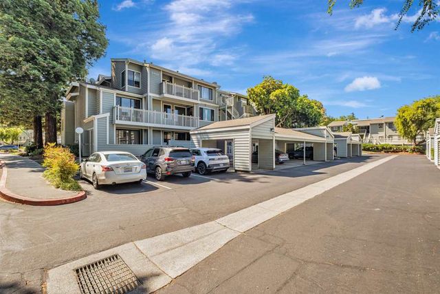 3402 Pinewood Ter 211, Fremont, CA 94536