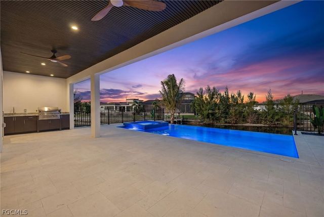 2822 SW 17th AVE, Cape Coral, FL 33914