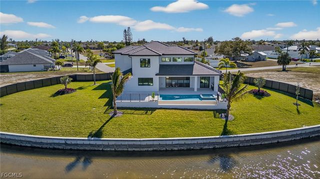 2822 SW 17th AVE, Cape Coral, FL 33914