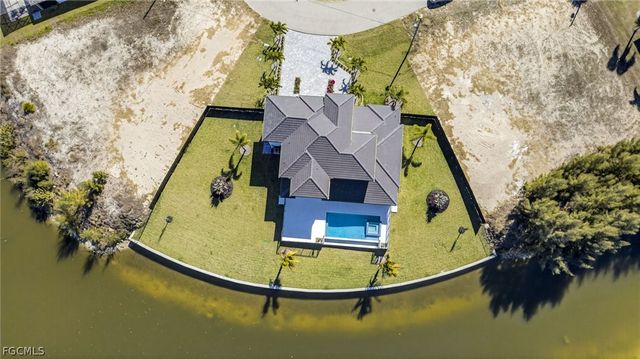 2822 SW 17th AVE, Cape Coral, FL 33914