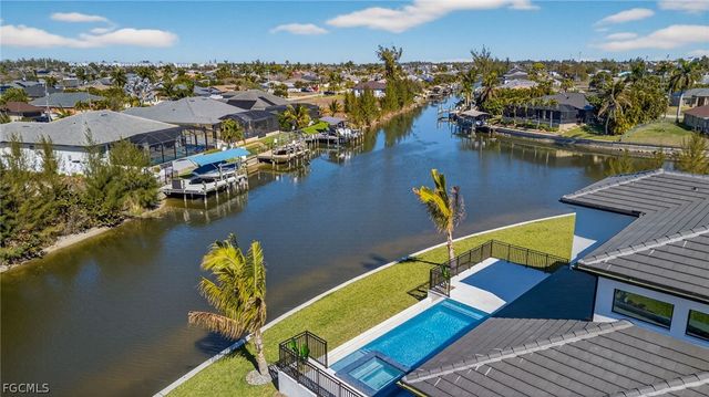 2822 SW 17th AVE, Cape Coral, FL 33914