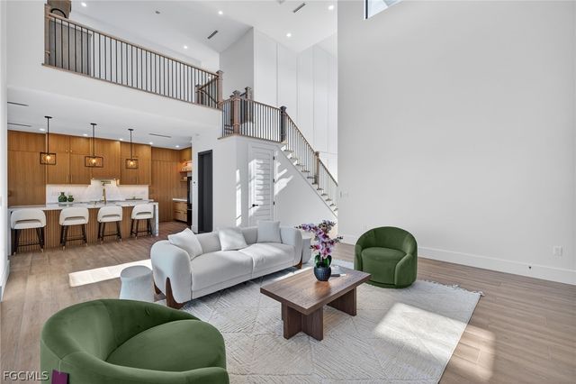 2822 SW 17th AVE, Cape Coral, FL 33914