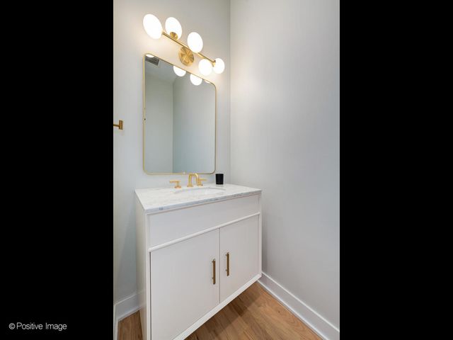 1364 N Wolcott Avenue, Chicago, IL 60622