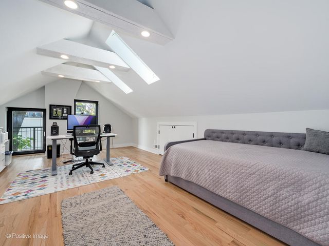 1364 N Wolcott Avenue, Chicago, IL 60622