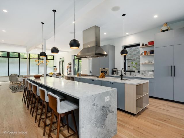 1364 N Wolcott Avenue, Chicago, IL 60622