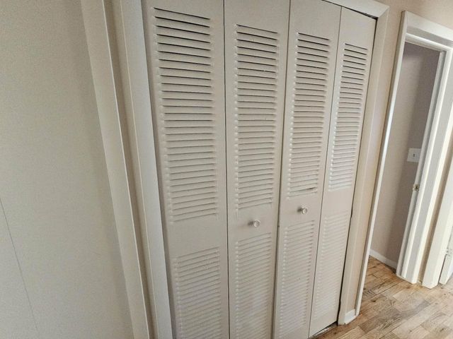 28339 Leroy Street, Romulus, MI 48174