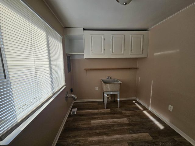 28339 Leroy Street, Romulus, MI 48174