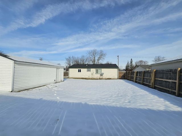 28339 Leroy Street, Romulus, MI 48174