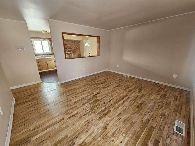 28339 Leroy Street, Romulus, MI 48174