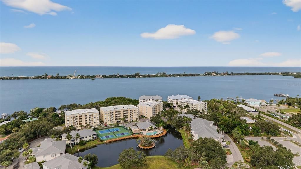 242 HIDDEN BAY DRIVE 401, Osprey, FL 34229