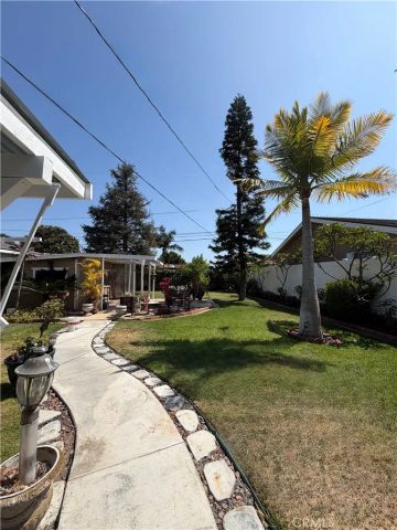 5552 Vonnie, Cypress, CA 90630
