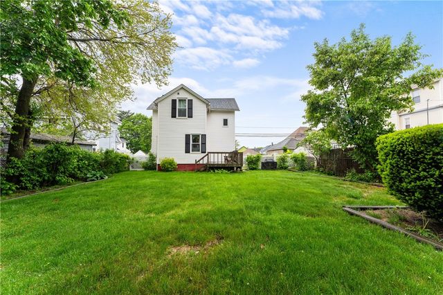 262 Sutton Avenue, East Providence, RI 02914