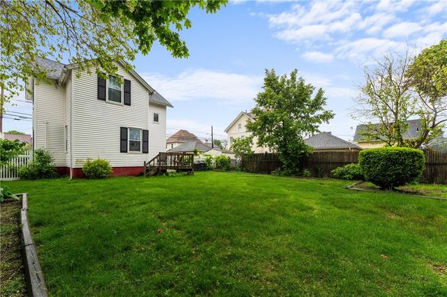 262 Sutton Avenue, East Providence, RI 02914