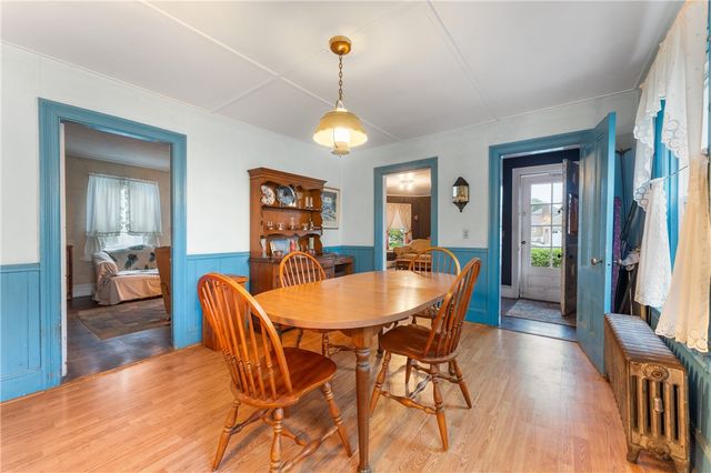262 Sutton Avenue, East Providence, RI 02914