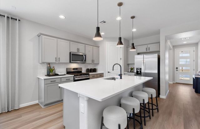 2205 Sandra Loop NE, Rio Rancho, NM 87144