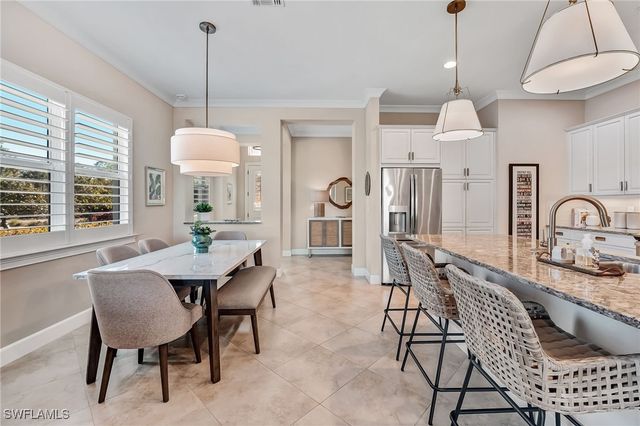 7002 Dominica DR, Naples, FL 34113