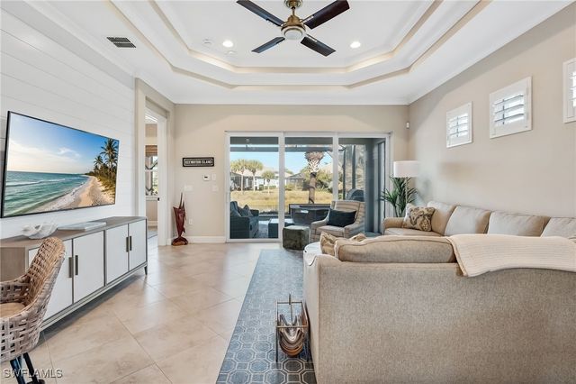 7002 Dominica DR, Naples, FL 34113