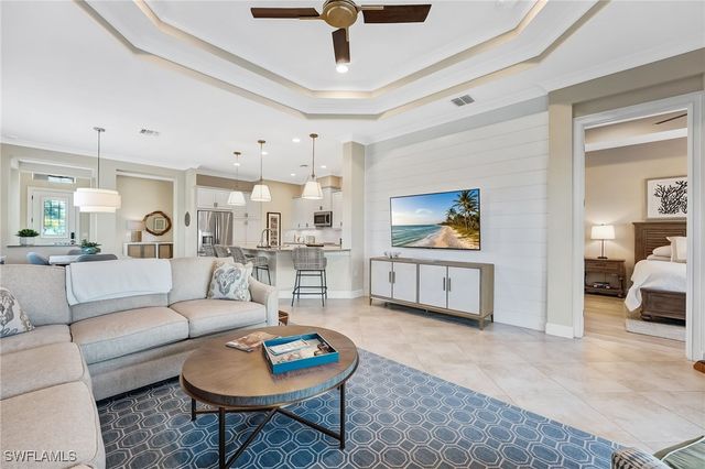 7002 Dominica DR, Naples, FL 34113