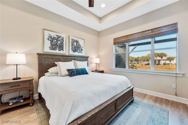 7002 Dominica DR, Naples, FL 34113