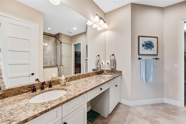 7002 Dominica DR, Naples, FL 34113