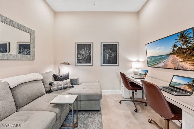 7002 Dominica DR, Naples, FL 34113