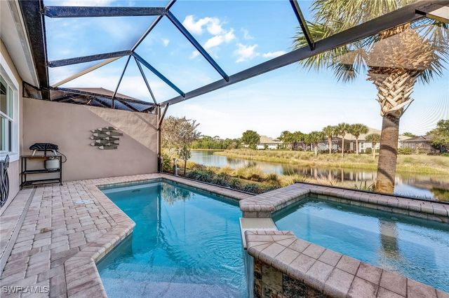 7002 Dominica DR, Naples, FL 34113