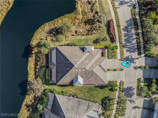 7002 Dominica DR, Naples, FL 34113