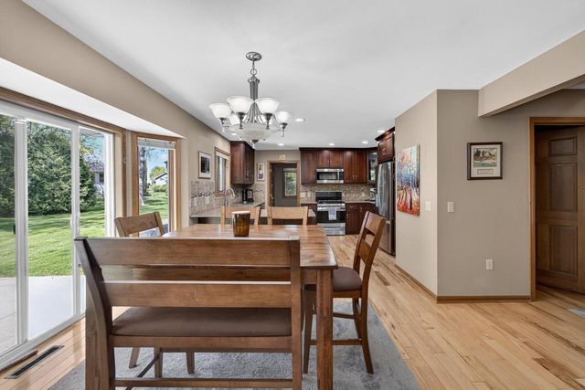 404 Doral Court, Waunakee, WI 53597