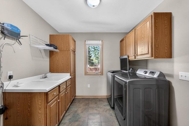 404 Doral Court, Waunakee, WI 53597