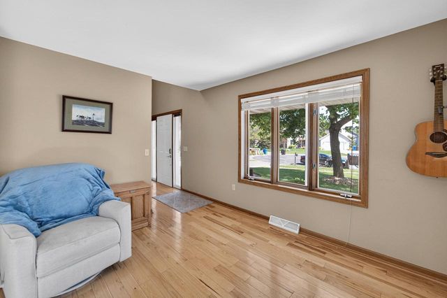 404 Doral Court, Waunakee, WI 53597