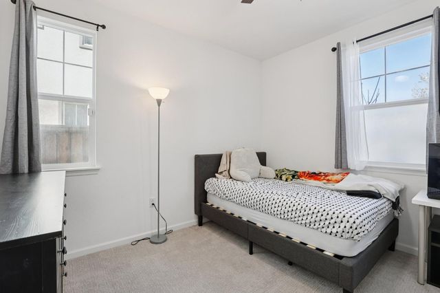 2413 Seaside Rd, Lathrop, CA 95330