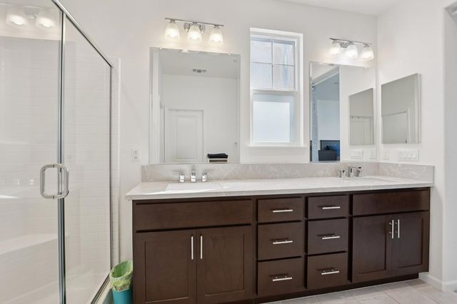 2413 Seaside Rd, Lathrop, CA 95330