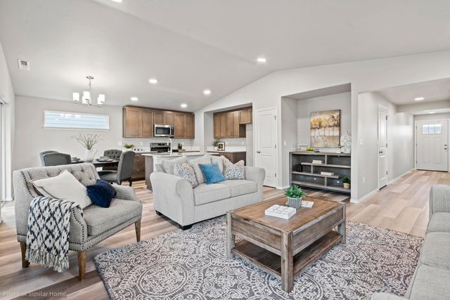 21541 NE Gather Place, Bend, OR 97702