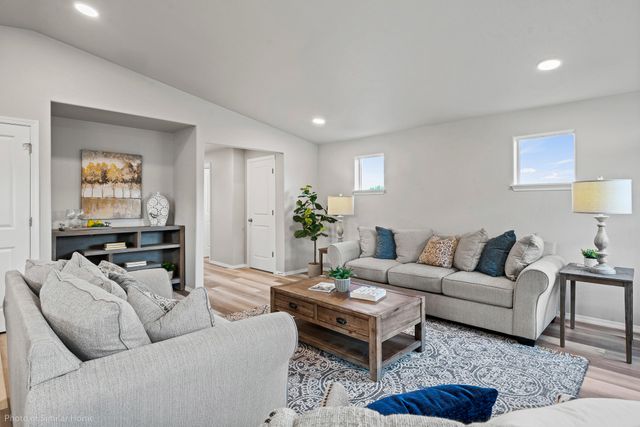 21541 NE Gather Place, Bend, OR 97702