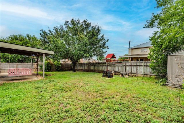 1142 Stone GDN, New Braunfels, TX 78130