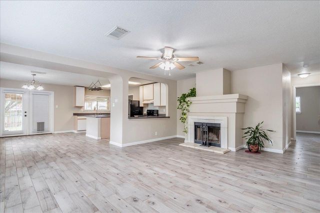 1142 Stone GDN, New Braunfels, TX 78130
