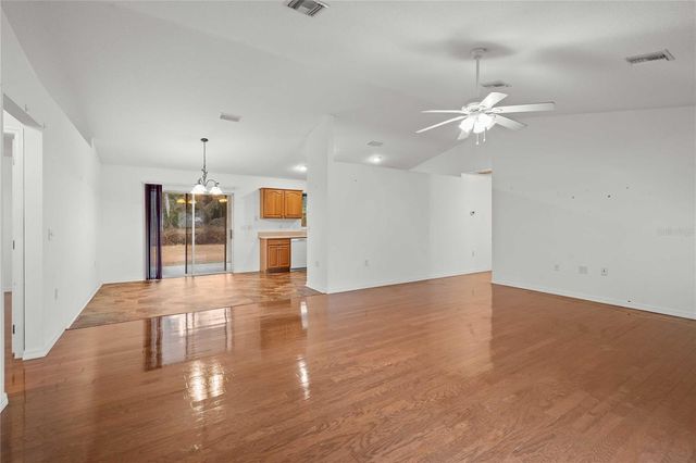 2378 C 478A, Webster, FL 33597