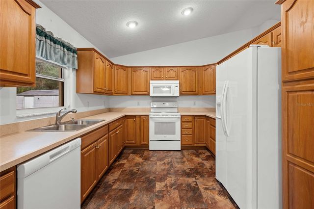 2378 C 478A, Webster, FL 33597